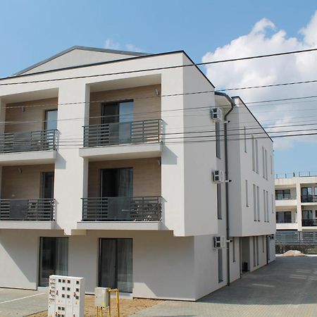 Visaj Homes Giroc 外观 照片