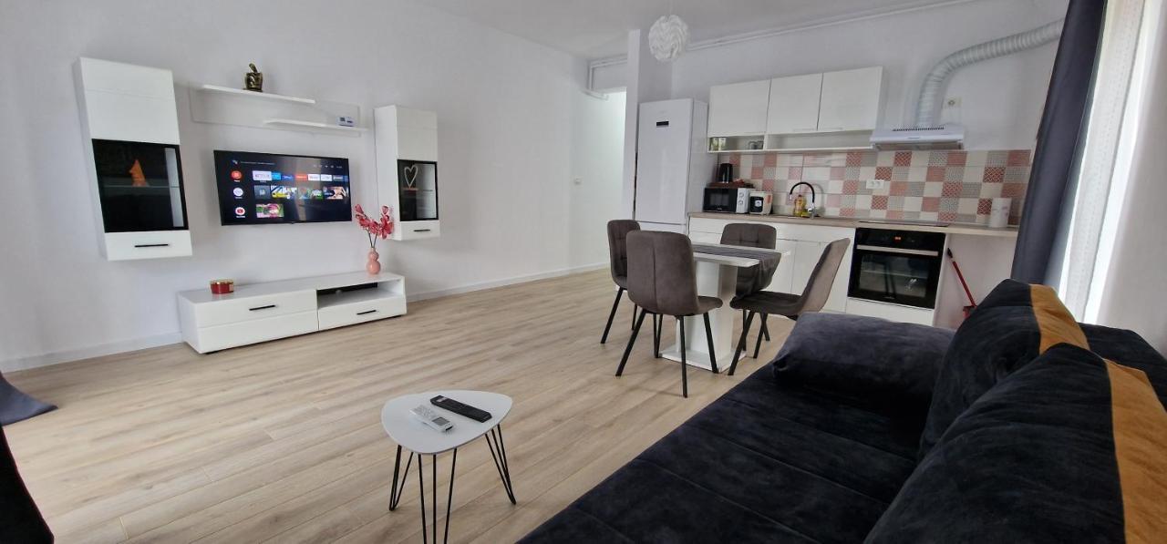 Visaj Homes Giroc 外观 照片